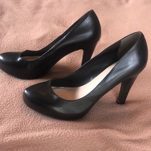 Franco Sarto black pumps